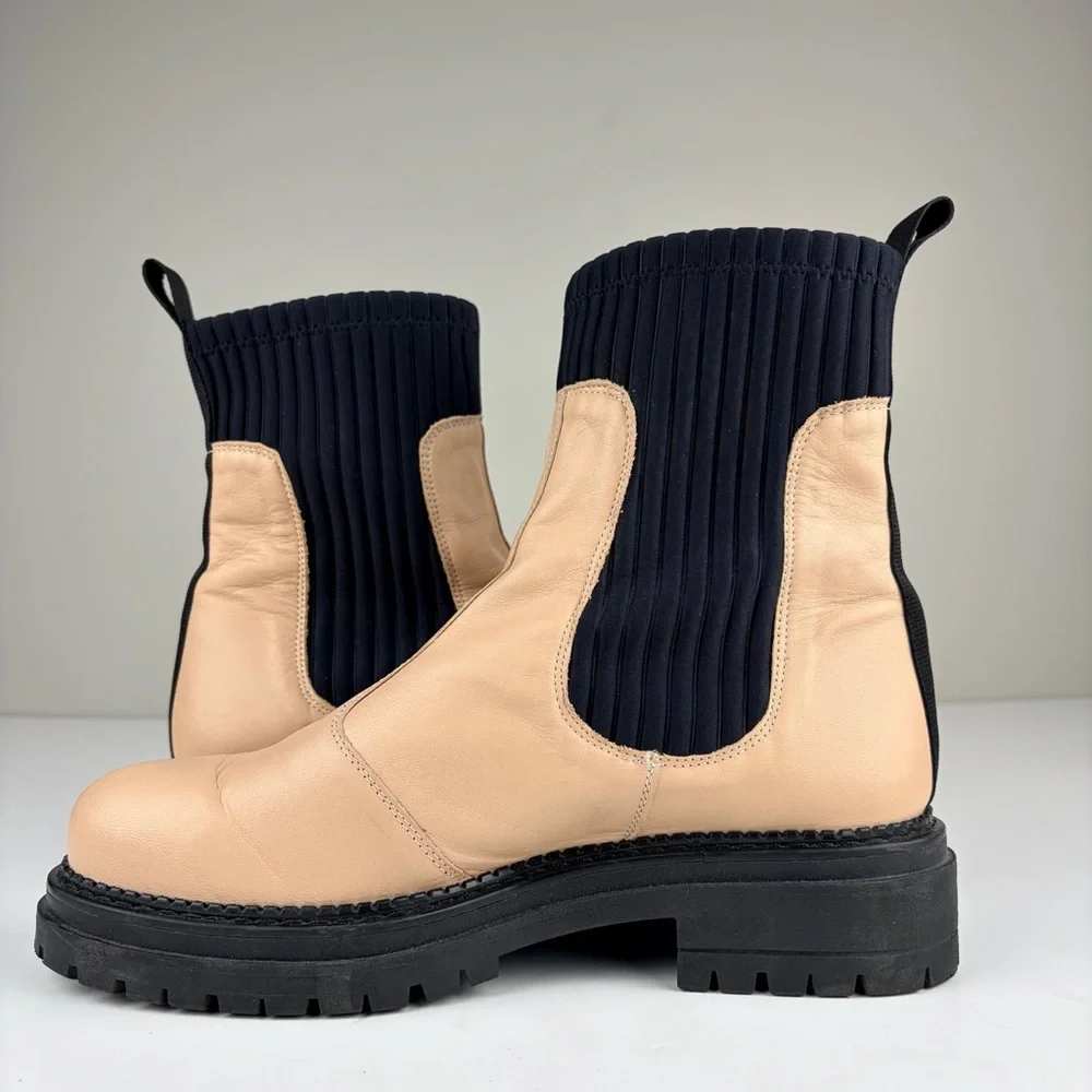 Anthropologie Leather Lug‎ Sole Stompy Knit Chelsea Boots Sz 41 Beige